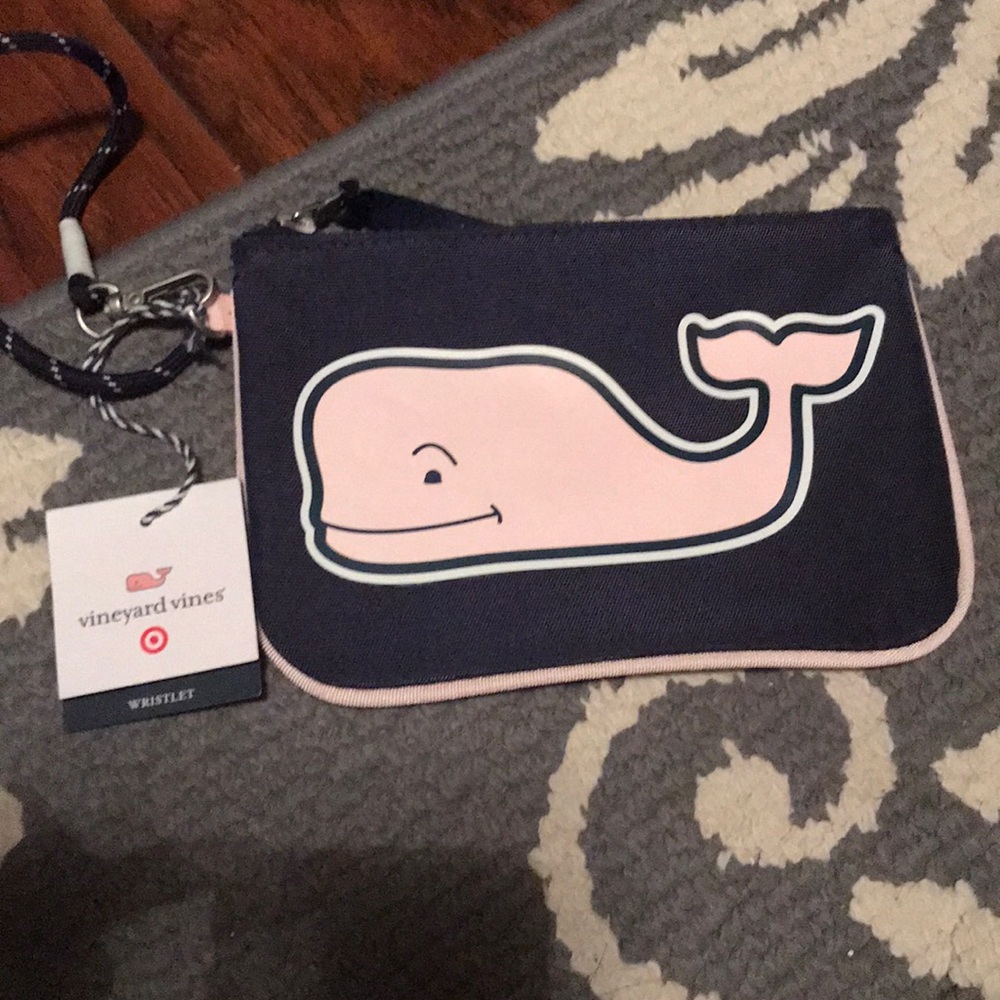 Vineyard vines x target wristlet